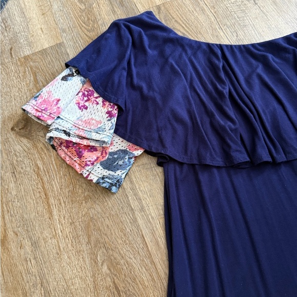 Eloges • Navy & Floral Lace Ruffle Off Shoulder Dress - Picture 6 of 16